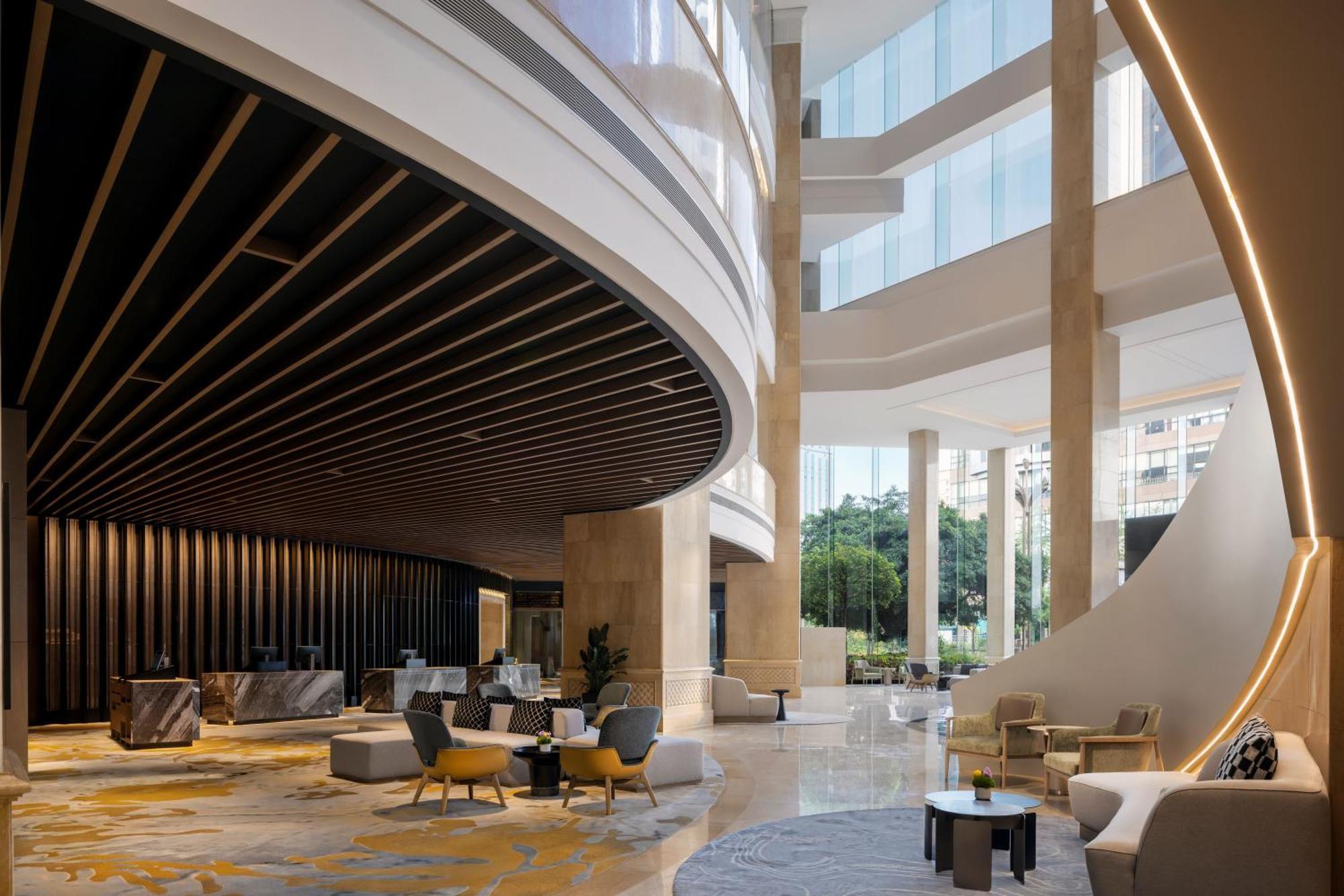 Sheraton Chengdu Lido Hotel Exterior photo